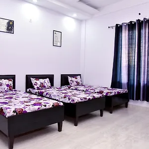 The Pinnacle House Hostel